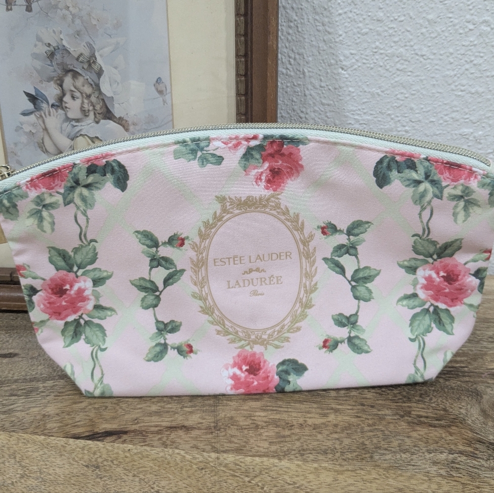 NWOT! Estee Lauder Collaboration With Laduree Paris Vintage Rose Cosmetic Bag